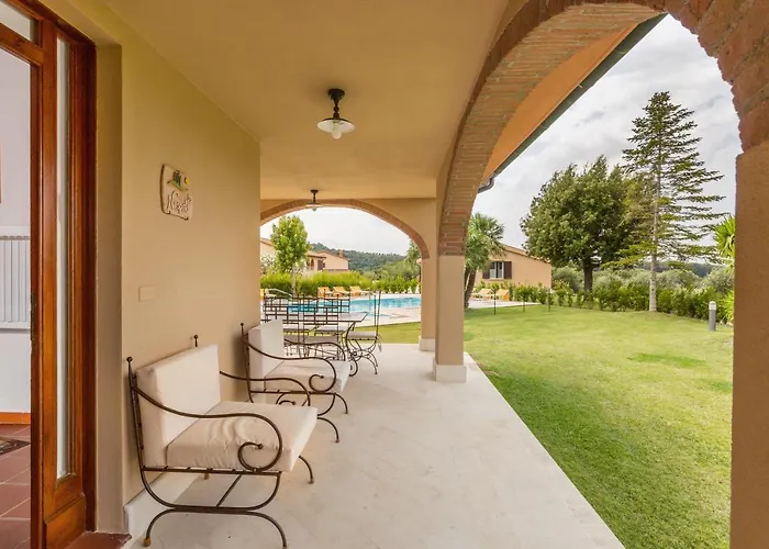 Ligustro Villa Riparbella